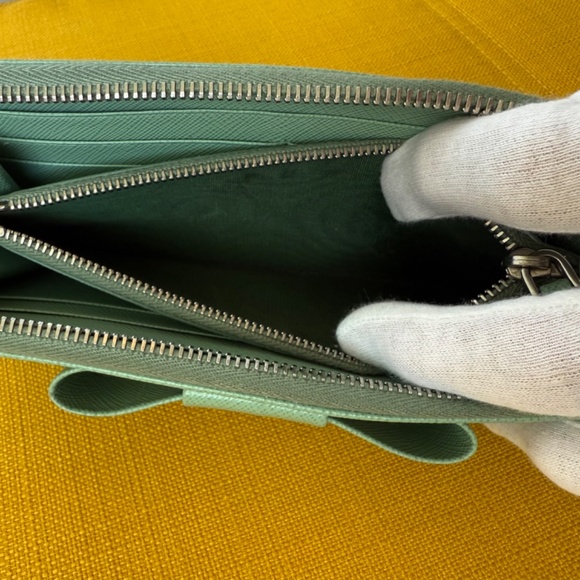 Prada Fiocco Bow Wallet in Acquamarina Saffiano Leather - Picture 8 of 15